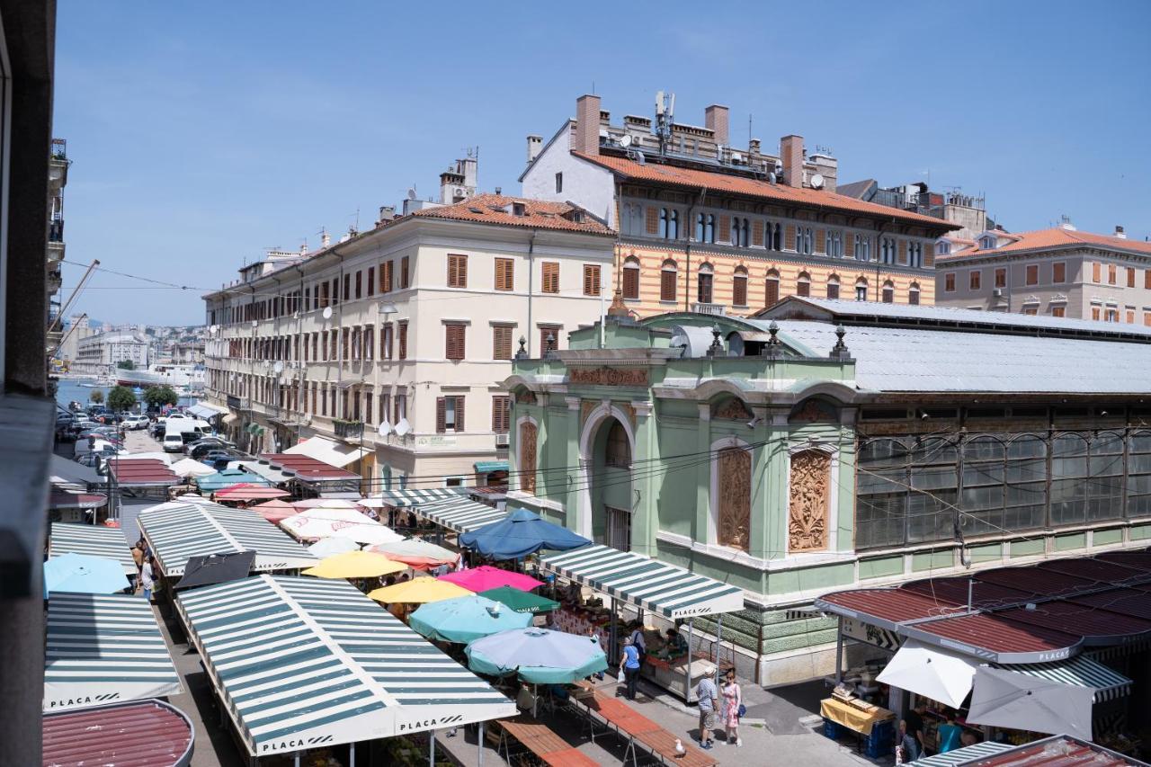 Market Inn - Zagrebacka リエカ エクステリア 写真